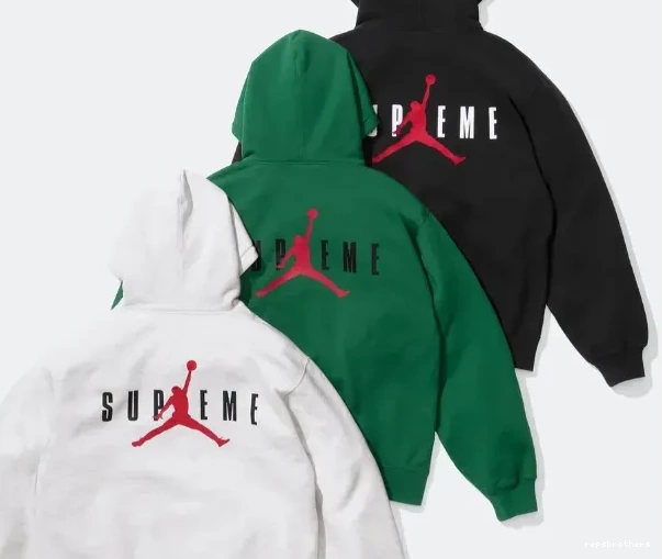 ¥329 SWEATSHIRT HOODED 24FW 0715